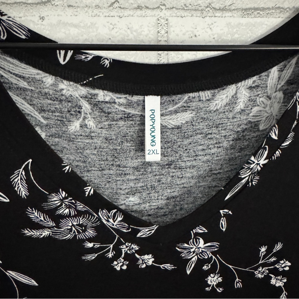 POPYOUNG Women’s Floral Black Sleeveless Top - Picture 5 of 8